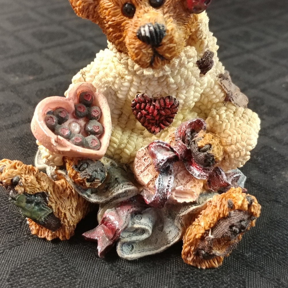 Boyd's Bears & Friends, Bailey . . Hearts Desire